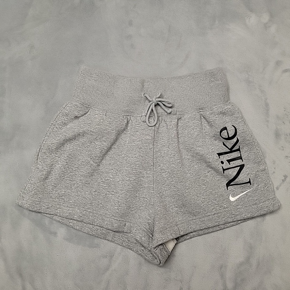 Nike Shorts Womens XS Grey Sportswear Fleece High Waisted Athleisure Casual
